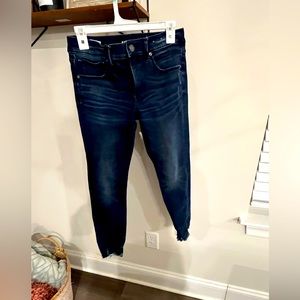 Guess jeans, size 4, lightly worn, good condition